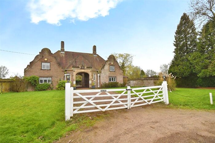 3 Bedroom Semi-Detached House For Sale In Little Horwood Manor, Little Horwood, MK17