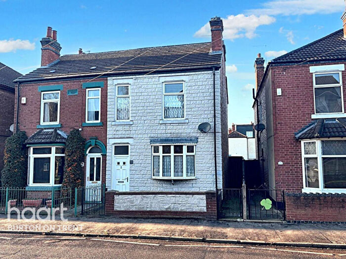 3 Bedroom Terraced House For Sale In Calais Road, Burton-On-Trent, DE13