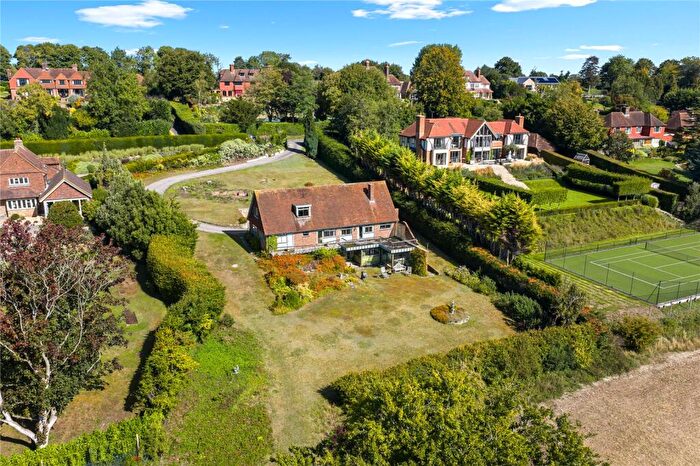 6 Bedroom Detached House For Sale In Longdown Road, Guildford, Surrey, GU4