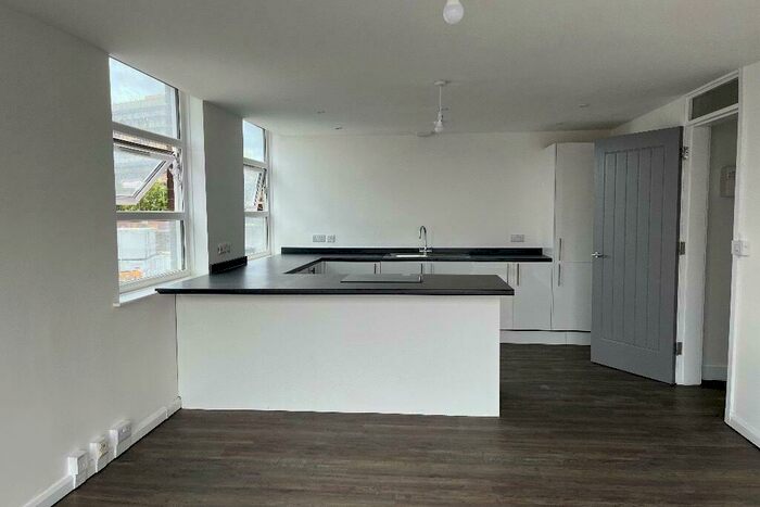 2 Bedroom Flat To Rent In Foundry Court, Recorder Road, Norwich, Norfolk, NR1