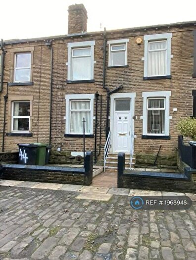 2 Bedroom Terraced House To Rent In New Park Street, Morley, Leeds, LS27