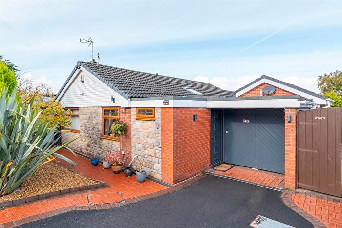 3 Bedroom Detached Bungalow For Sale In Woodside Grove, Blackburn, BB2