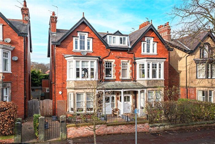 2 Bedroom Flat For Sale In St. Georges Road, Harrogate, North Yorkshire, HG2