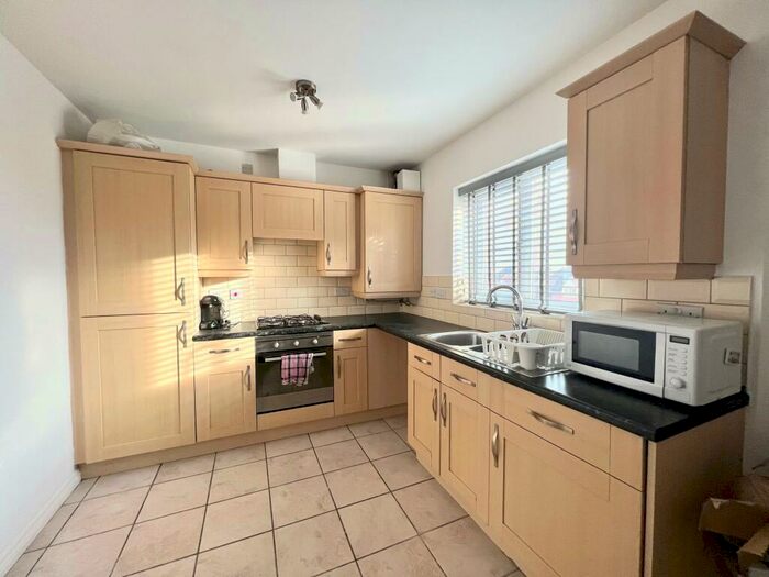 2 Bedroom Apartment To Rent In Spring Gardens, Nottingham, NG8