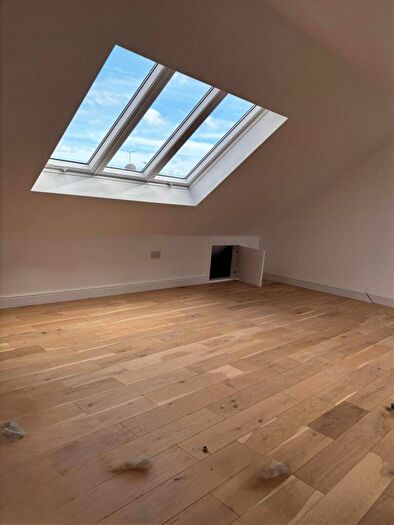 2 Bedroom Maisonette To Rent In Maylands Drive, Sidcup, Kent, DA14
