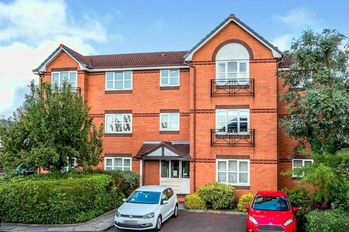 2 Bedroom Flat To Rent In Longview Drive, Wardley, Swinton, Manchester, M27