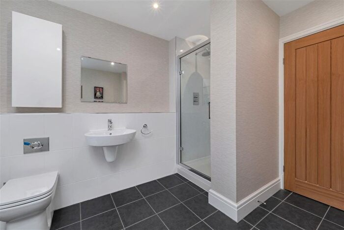 2 Bedroom Flat For Sale In Castle Hill Court, Prestbury, Macclesfield, SK10