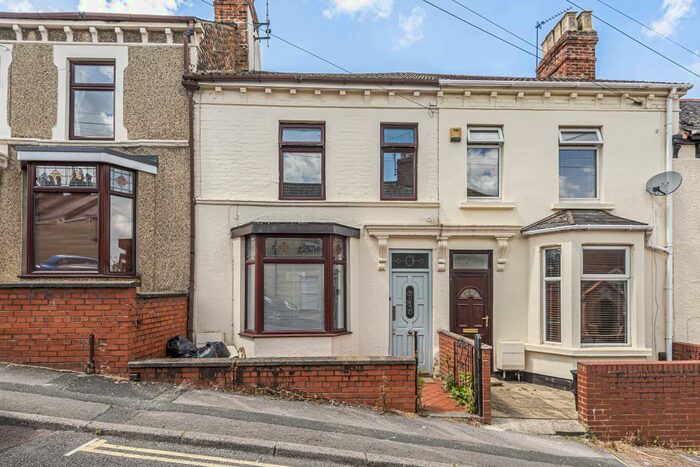 3 Bedroom Terraced House To Rent In Old Town, Swindon, SN1