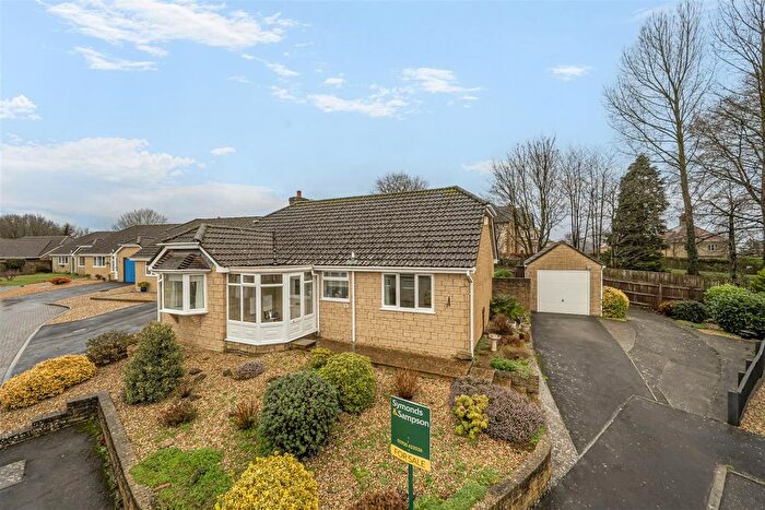 3 Bedroom Detached Bungalow For Sale In Nathan Close, Yeovil, BA20