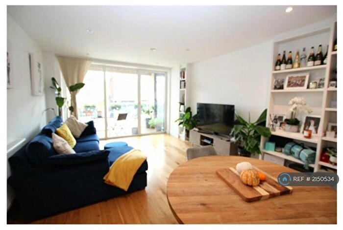 1 Bedroom Flat To Rent In Grove Place, London, SE9