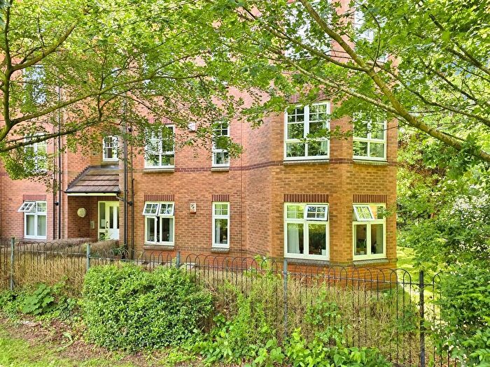 2 Bedroom Flat For Sale In Sheridan Way, Sherwood, Nottingham, NG5