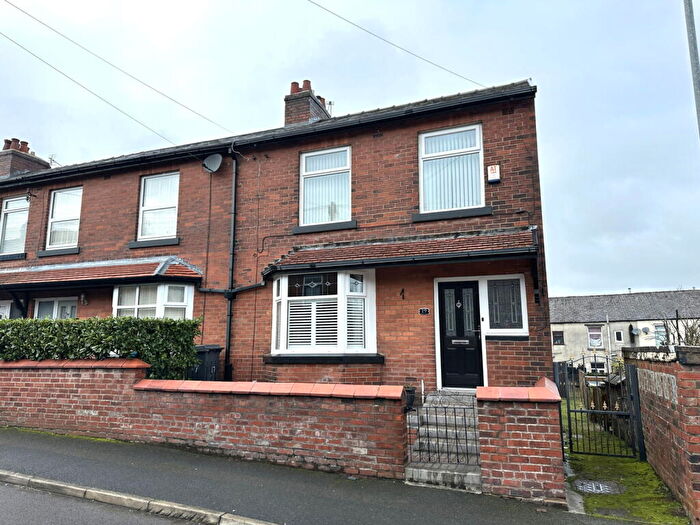 3 Bedroom End Of Terrace House For Sale In Wesley Street, Royton, OL2