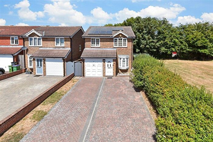 3 Bedroom Detached House For Sale In Naseby Avenue, Folkestone, Kent, CT20