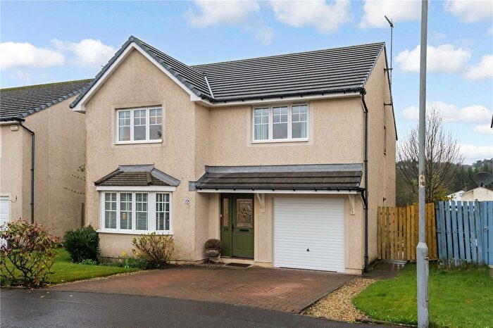 4 Bedroom Detached House For Sale In Hunters Way, Lochwinnoch, Renfrewshire, PA12
