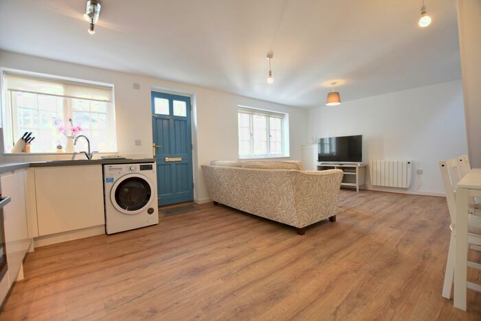 2 Bedroom Terraced House To Rent In Bullace Lane, Dartford, DA1