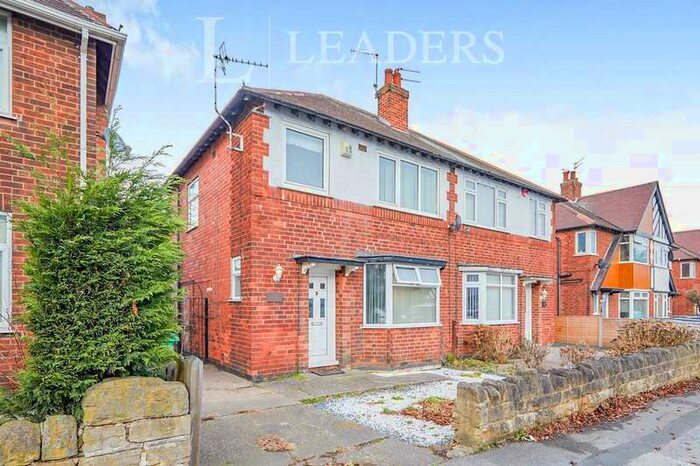 3 Bedroom Semi-Detached House To Rent In Nuthall Gardens, Nottingham, NG8