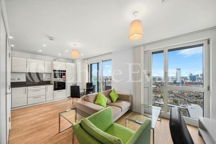 1 Bedroom Apartment To Rent In Marner Point, St Andrews, Bow, E3