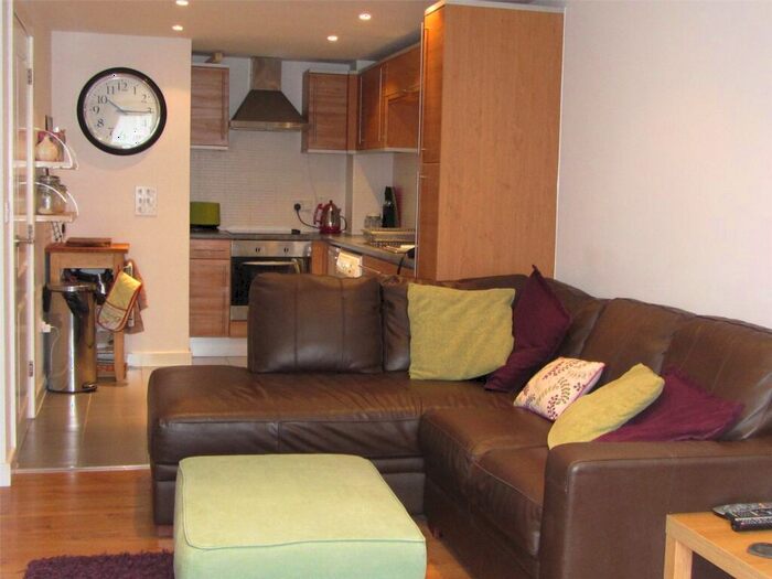 1 Bedroom Apartment To Rent In Altitude, Powell Street, Birmingham, B1