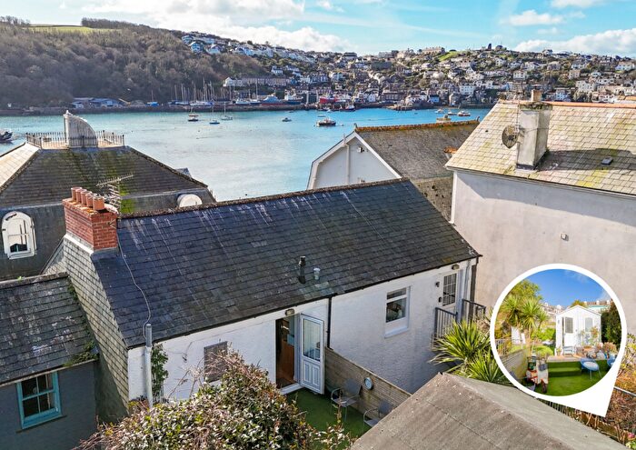 2 Bedroom Apartment For Sale In Cockleshell, Esplanade, Fowey, PL23