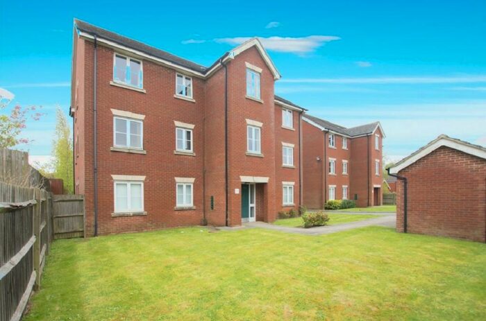 2 Bedroom Flat To Rent In Green Close, Whitfield, CT16