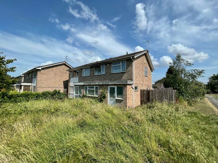 Houses for sale in Fletcher Mall, LE4, Leicester