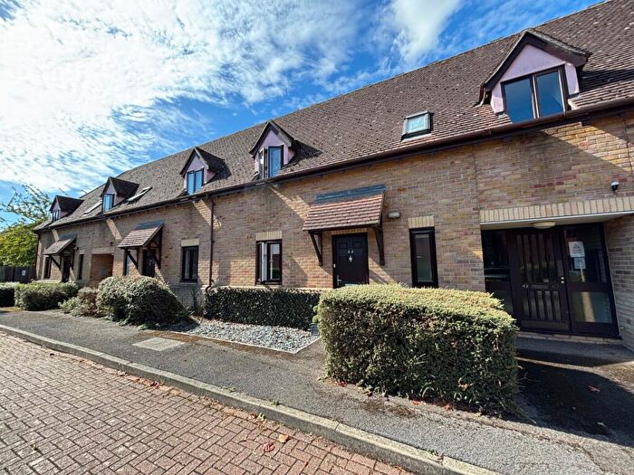 1 Bedroom Flat To Rent In Canvey Walk, CM1