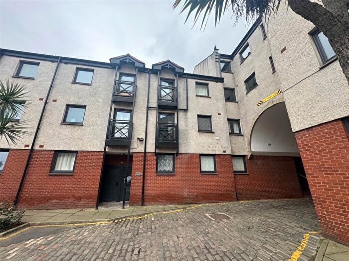 1 Bedroom Flat To Rent In New Bell's Court, Edinburgh, EH6