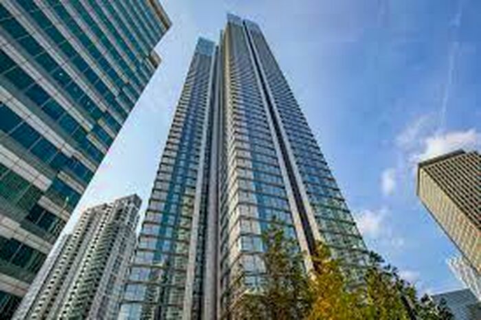2 Bedroom Apartment To Rent In Hampton Tower, South Quay Plaza, Marsh Wall, Canary Wharf, South Quay, London, E14