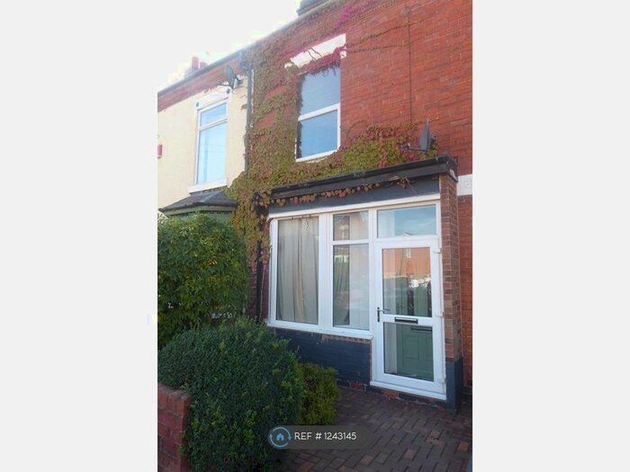 2 Bedroom Terraced House To Rent In Kings Road, Birmingham B14