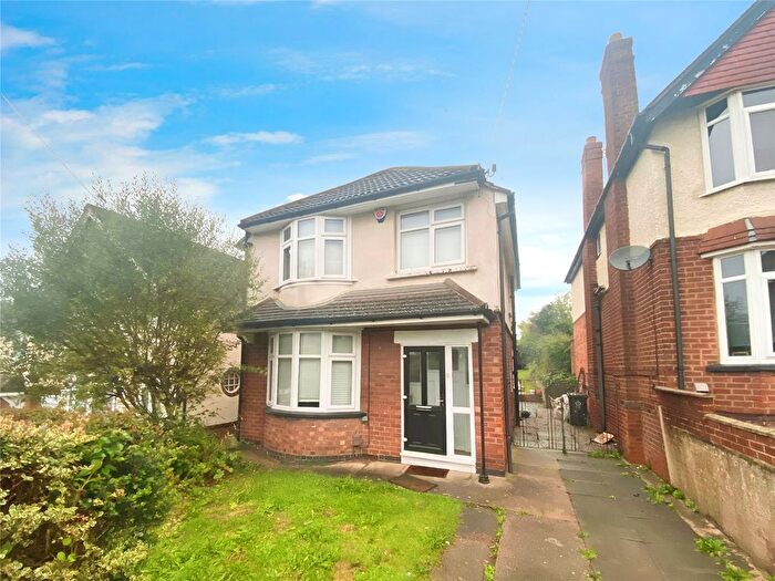 3 Bedroom Detached House To Rent In Avebury Avenue, Leicester, Leicestershire, LE4