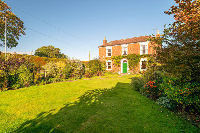 4 Bedroom Detached House For Sale In Bleak House Farm, Grovewood Road, Misterton, Doncaster, South Yorkshire, DN10