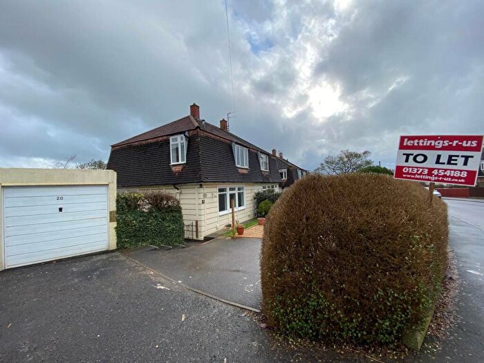 3 Bedroom House To Rent In St Johns Road, Frome, Somerset, BA11