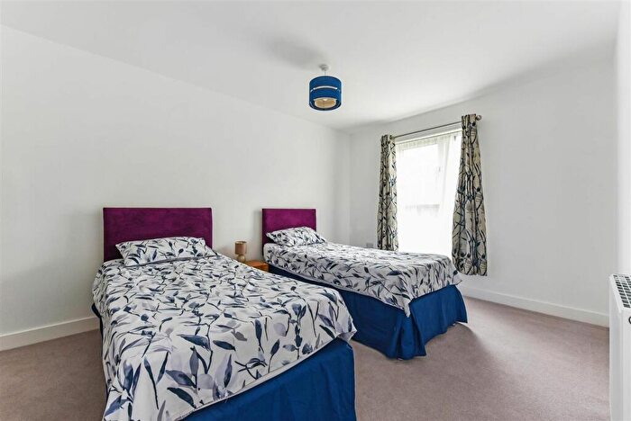 3 Bedroom Terraced House For Sale In Joseph Lancaster Lane, Chichester, PO19