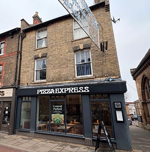 3 Bedroom Maisonette To Rent In High Street, Huntingdon, PE29