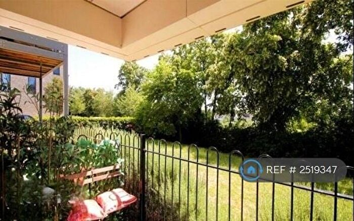 2 Bedroom Flat To Rent In Gazette Court, London, NW9