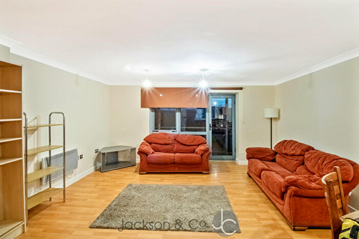 2 Bedroom Apartment To Rent In Quayside Drive, Colchester, CO2