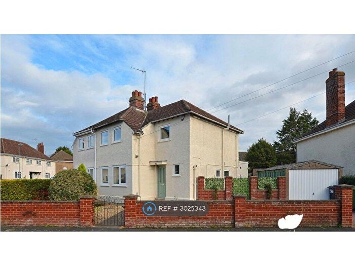 3 Bedroom Semi-Detached House To Rent In Pleasance Close, King's Lynn, PE30
