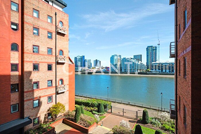 2 Bedroom Flat For Sale In Watermans Quay, William Morris Way, Fulham, London, SW6