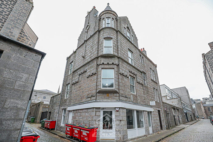 2 Bedroom Flat For Sale In First Floor Flat Diamond Street, Aberdeen, AB10