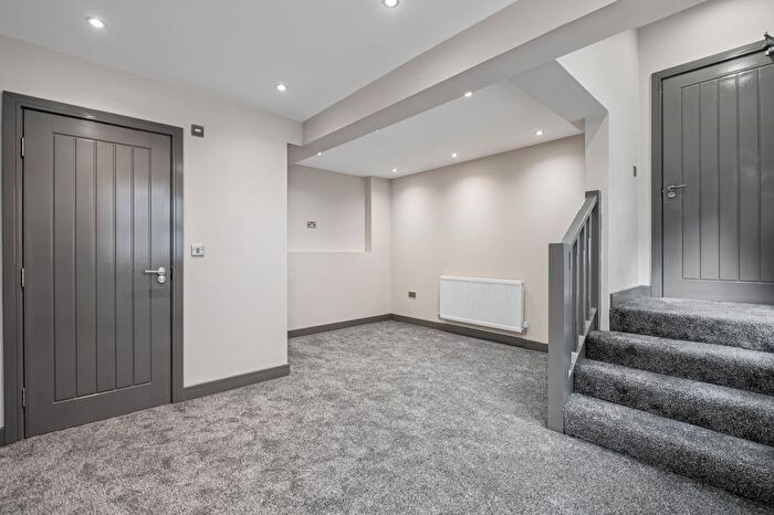 1 Bedroom Flat To Rent In Apartment, Bank Street, Castleford, WF10