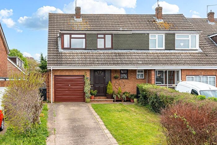 3 Bedroom Semi-Detached House For Sale In Fairfield, Buntingford, SG9
