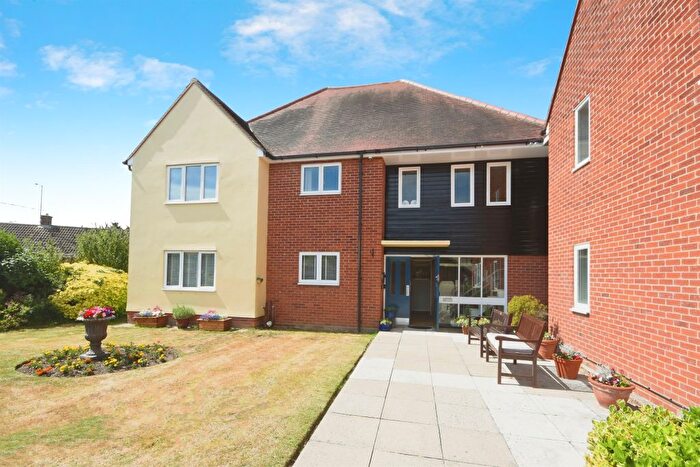 2 Bedroom Flat For Sale In Panfield Lane, Braintree, CM7