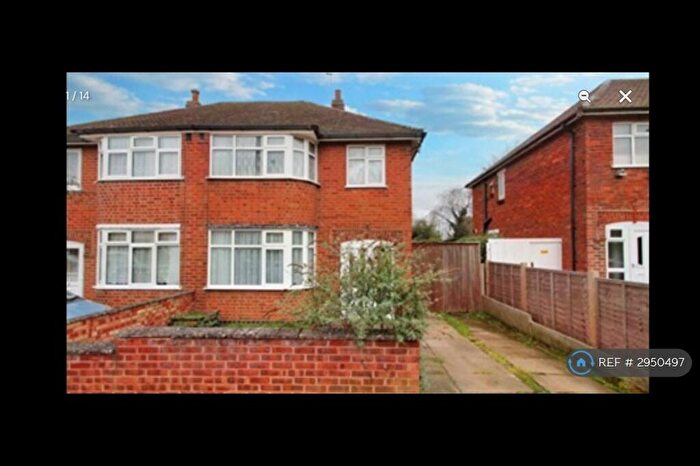 3 Bedroom Semi Detached House To Rent In Cardinals Walk, Leicester, LE5