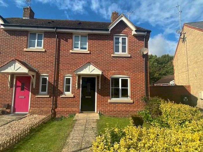 3 Bedroom Semi-Detached House To Rent In Melstock Road, Taw Hill, Swindon, Wiltshire, SN25