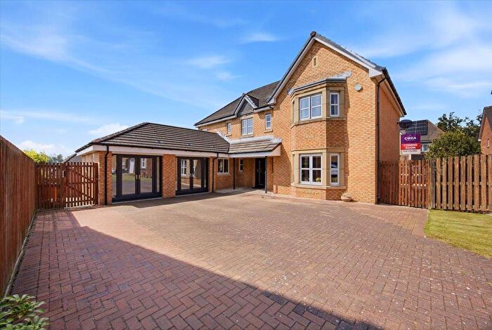 5 Bedroom Detached House For Sale In Partridge Place, Woodilee Village, Lenzie, Glasgow, G66