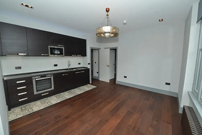 1 Bedroom Flat To Rent In Sutherland Avenue, Maida Vale, W9