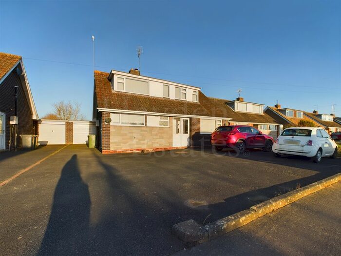 4 Bedroom Detached House To Rent In Windemere Way, Stourport, DY13