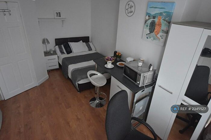 Studio To Rent In Lilac Road, Southampton, SO16