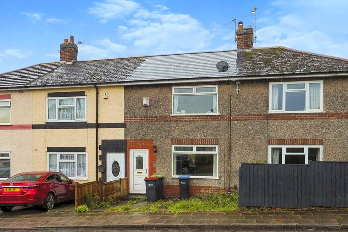 2 Bedroom Semi-Detached House To Rent In Beauvale Crescent, NG15