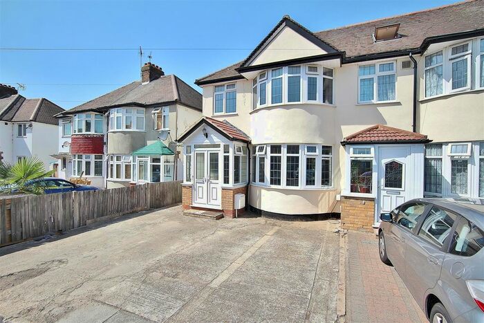 3 Bedroom Semi-Detached House To Rent In Elmer Gardens, Isleworth, TW7